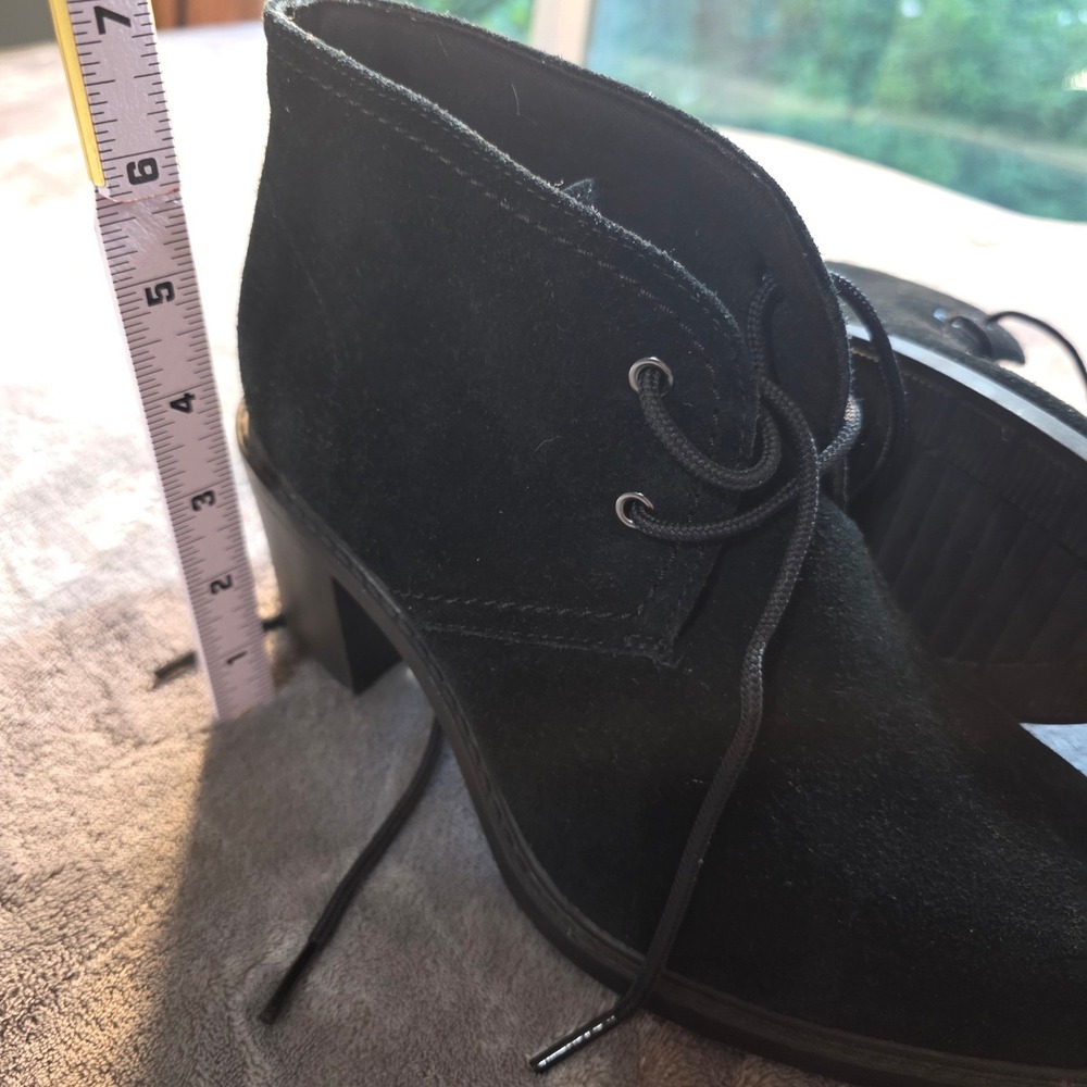 Modern Classic Clarks Women 9 Black Suede Lace Up Block Heel Chukka Ankle Boots - Picture 5 of 14